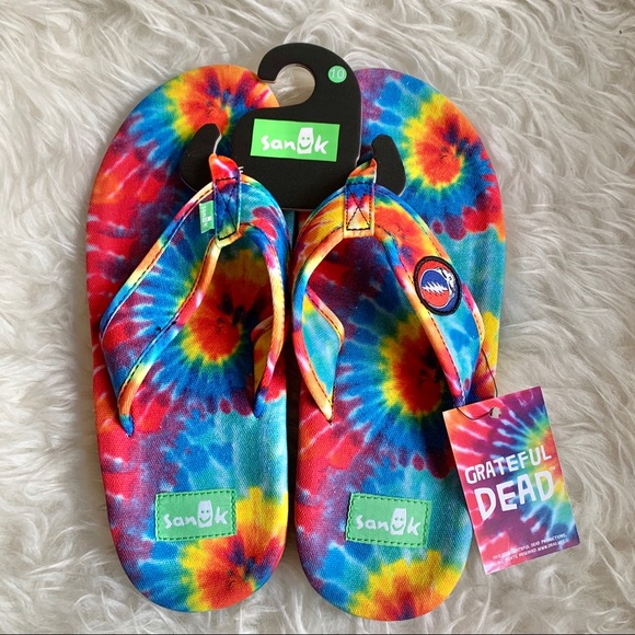 sanuk furreal flip flops
